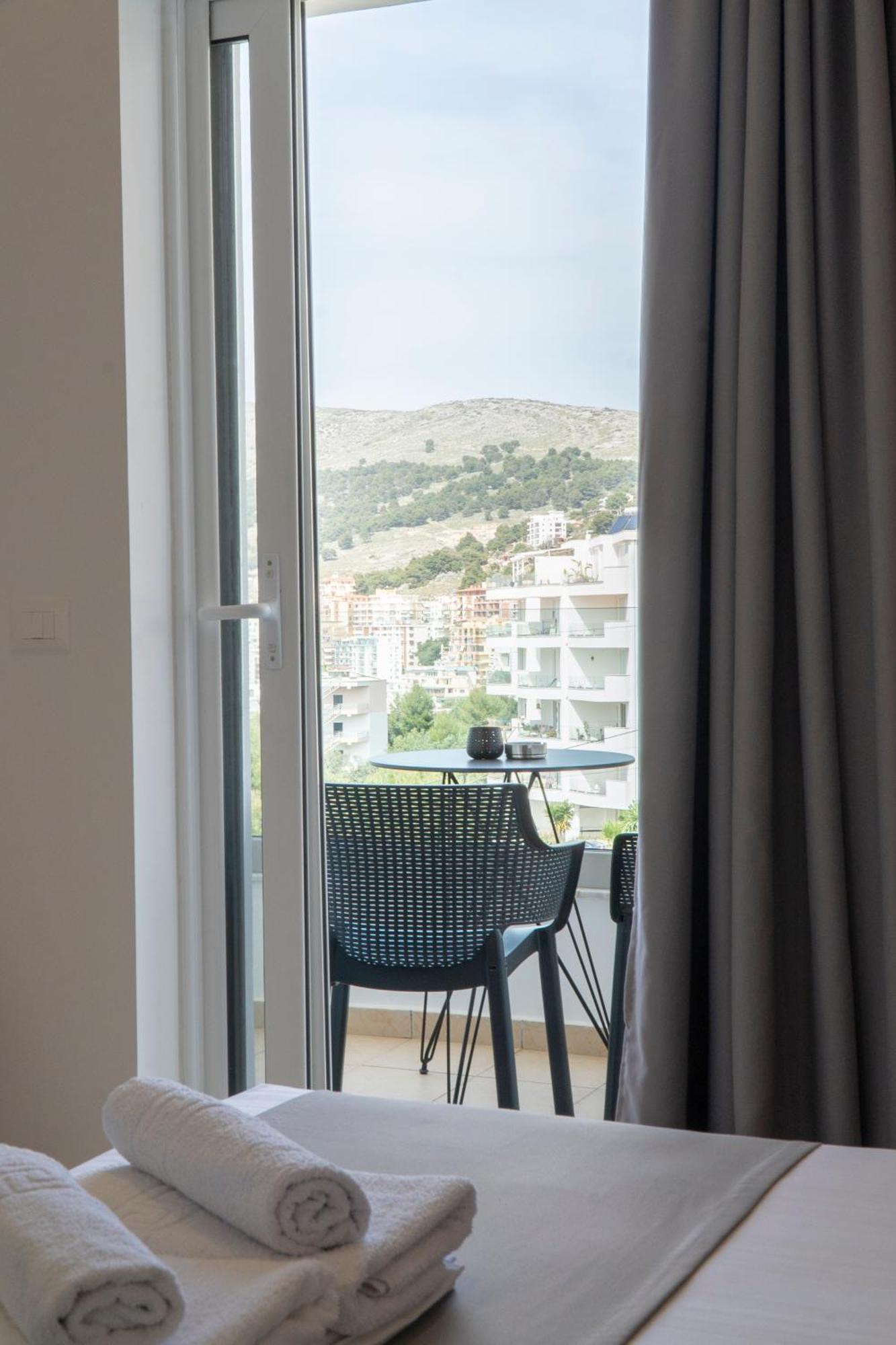 Sarandaview Hotel Esterno foto